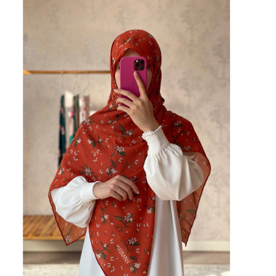 روسری نخی نارنجی گل و پروانه
