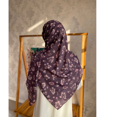 روسری نخی بنفش گل ریز یاس