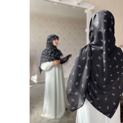 روسری نخی مشکی پاپیون سفید