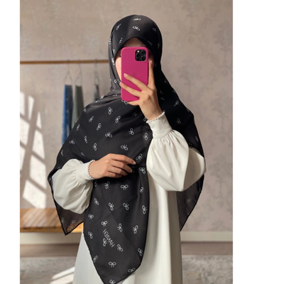 روسری نخی مشکی پاپیون سفید