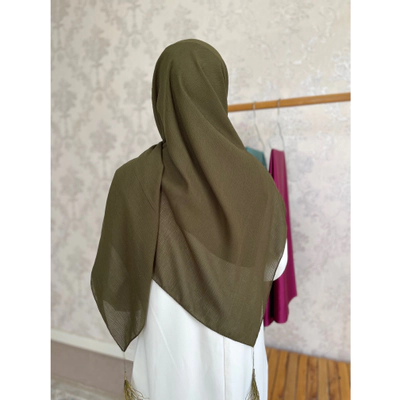 روسری نخ کریشه سبز زیتونی