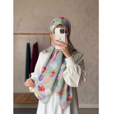 روسری نخی آبی پاستیلی گل لاله قواره 120