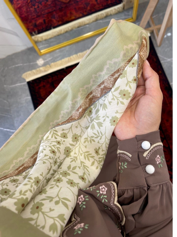 روسری نخی گل ریز سبز