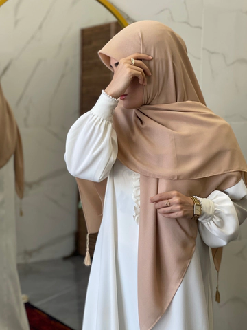 روسری نخ دنیز کرم روشن