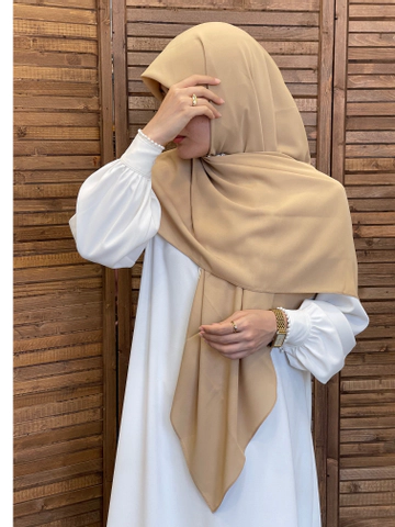 روسری کرپ حریر کرم