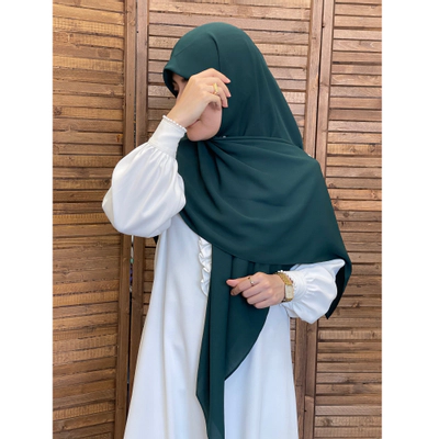 روسری کرپ حریر سبززمردی