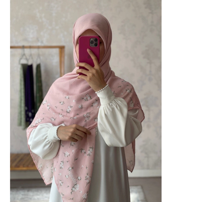 روسری نخی حاشیه گل ریز سفید صورتی ملیح