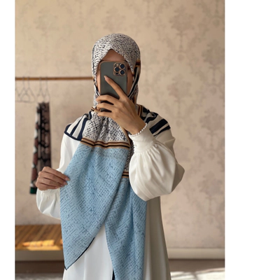 روسری نخ گارزا دوردست دوز