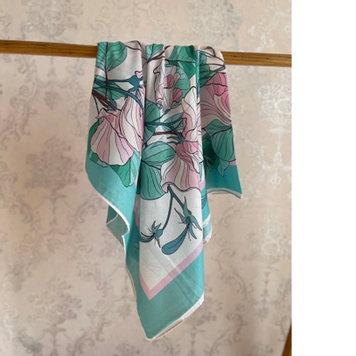 روسری نخ گارزا دور دست دوز