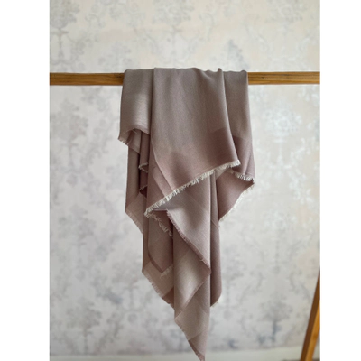 روسری نخ پنبه پاییزه بژ نسکافه ای