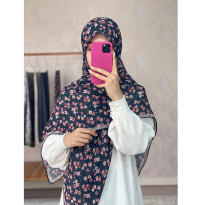 روسری نخ گارزا گل ریز زمینه سرمه ای تیره