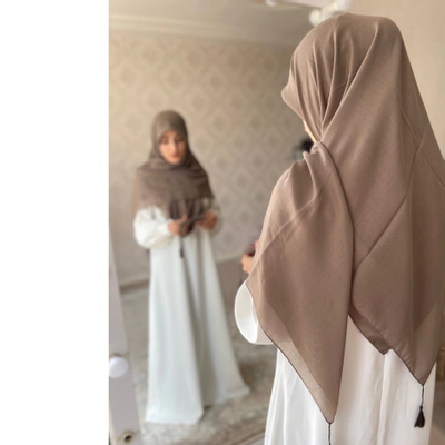 روسری نخی کولردار نسکافه ای