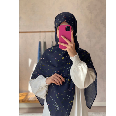 روسری سرمه ای گل خوشه ای