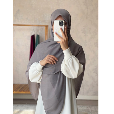 شگفت انگیز حانیه طوسی قواره120