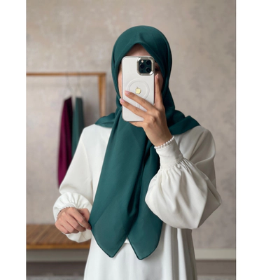 شگفت انگیزحانیه زمردی قواره 100