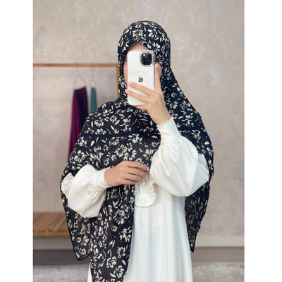 روسری نخی ژاکارد مشکی گل سفید