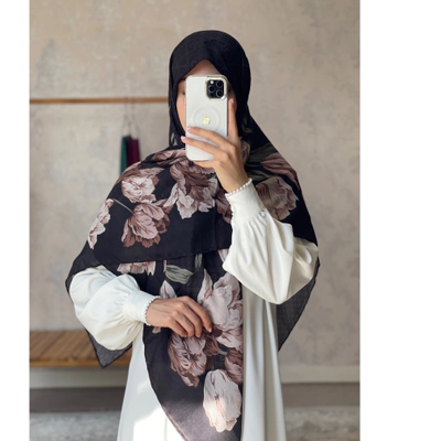 روسری نخ گارزا گوچی مشکی گل قهوه ای