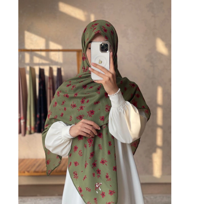 روسری بهار سبز گل قرمز