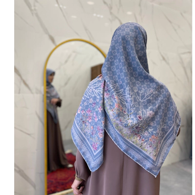 روسری نخی آبی گلدار