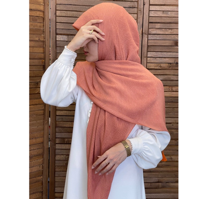 روسری نخی پلیسه ریز هلویی