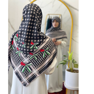 روسری نخی طرح مقاومت مشکی و موکا