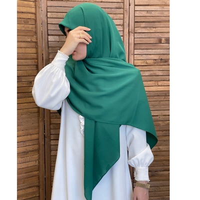 روسری کرپ حریر سبز چمنی