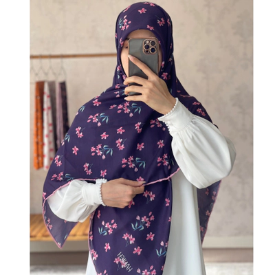 روسری بنفش گلریز صورتی