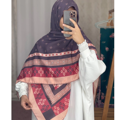 روسری حاشیه سنتی