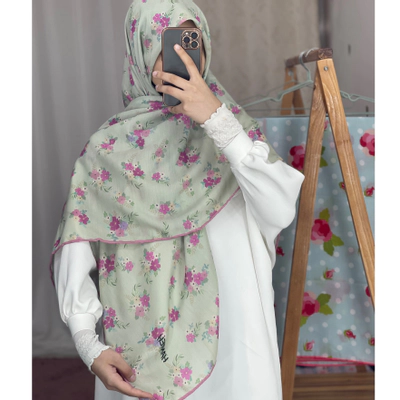 روسری سبز ملیح گل بنفش