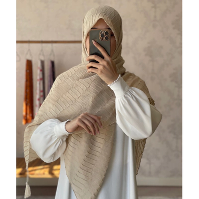 روسری نخی پلیسه کرم