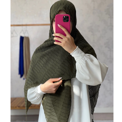 روسری نخی پلیسه سبز یشمی
