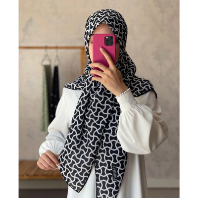 روسری مشکی سفید قواره 120