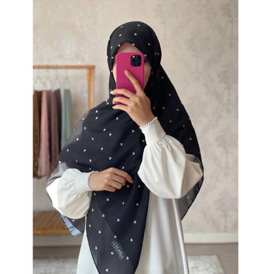 روسری قلبی مشکی